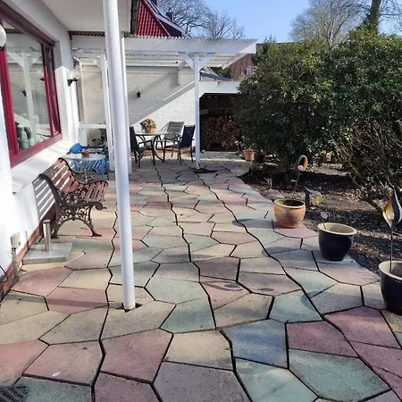 شقة Reinhard Zentrum Eg Mit Terrasse Und Garten 2 Schlafzimmer