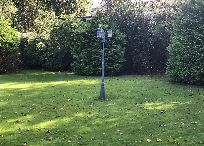 Zentrum Eg 3 Schlafzimmer Und Og 4 Schlafzimmer 公寓 *