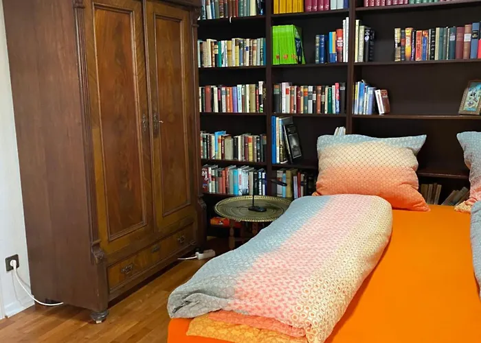 Zentrum Eg 3 Schlafzimmer Und Og 4 Schlafzimmer 公寓 *